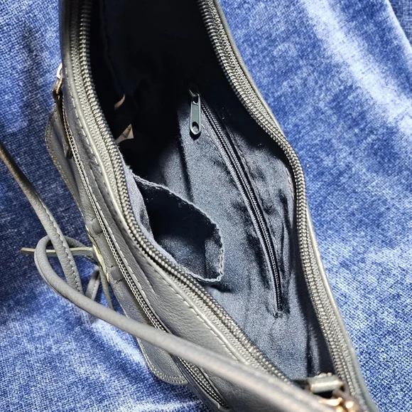 Stone Mountain Blue Leather Small Crossbody Bag - Picture 5 of 5